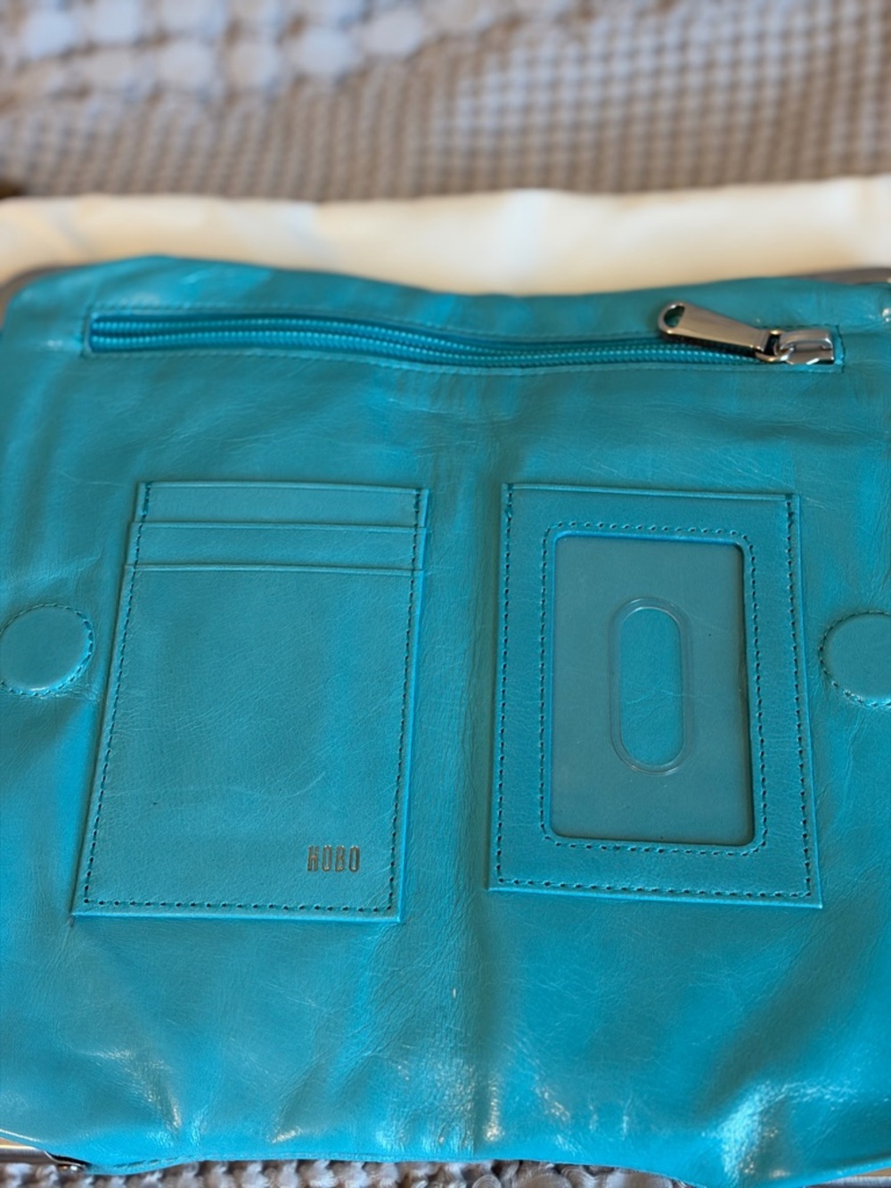 EUC Hobo Lauren clutch-wallet in turquoise. - Picture 3 of 7